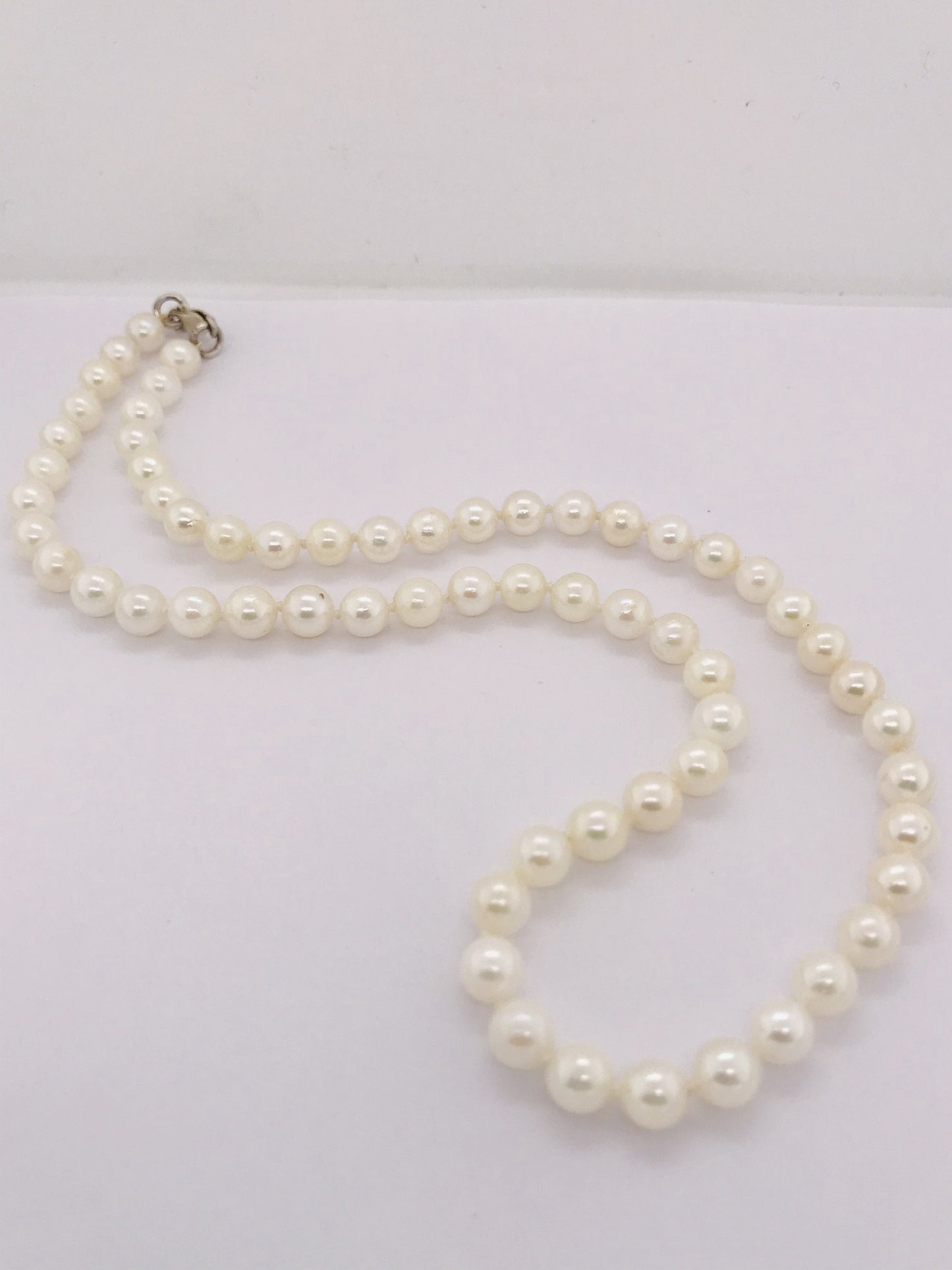 STERLING SILVER JAPANESE PEARL NECKLACE