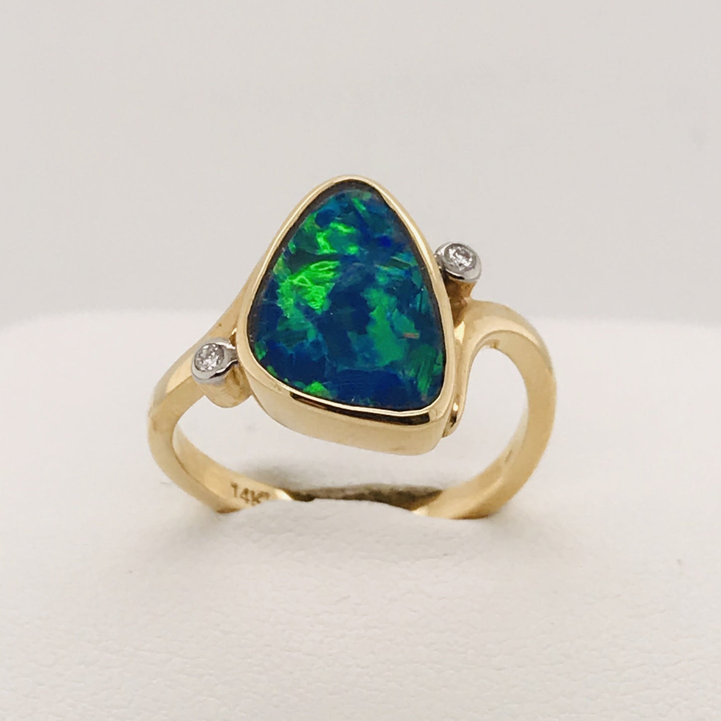 14K YG DOUBLET OPAL AND DIAMOND RING